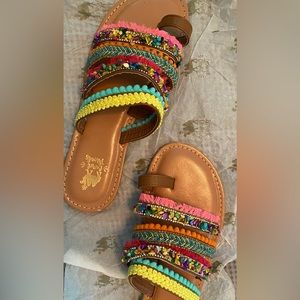 Cute sandal size 10